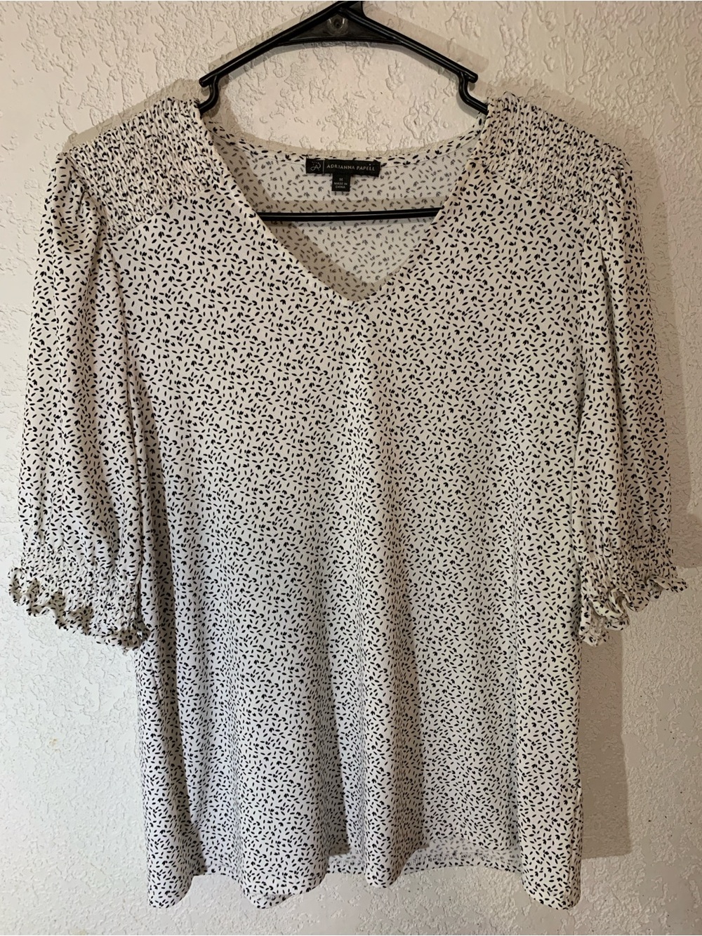 Adrianna Papell White V-Neck Smocked Sleeve Blouse